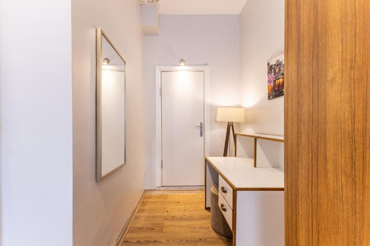 Lovely Flat Near Shore And Trendy Spots In Kadikoy Estambul Exterior foto
