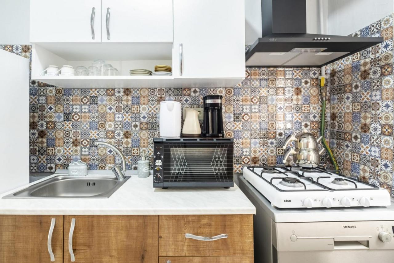 Lovely Flat Near Shore And Trendy Spots In Kadikoy Estambul Exterior foto